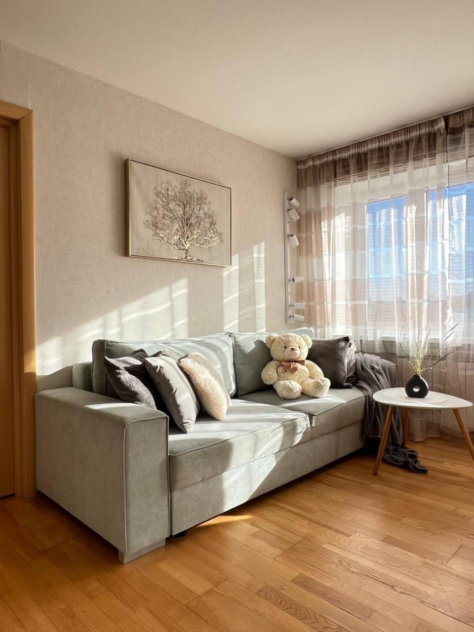 New Apartment With A View In The Town Center Narva Bagian luar foto